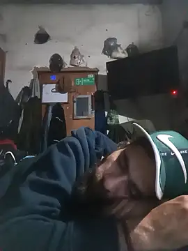 hairy_mannn webcam