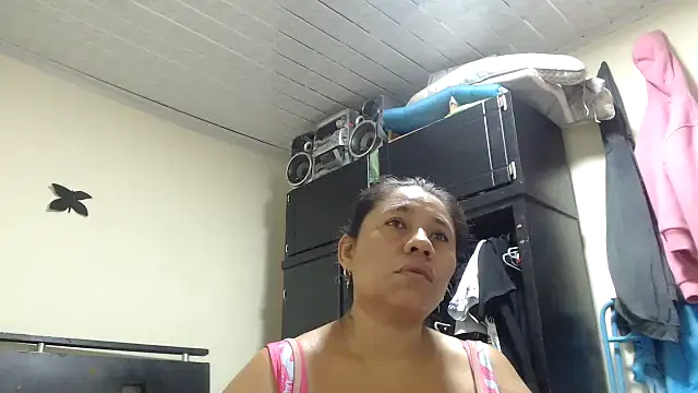 adrixxx38 webcam