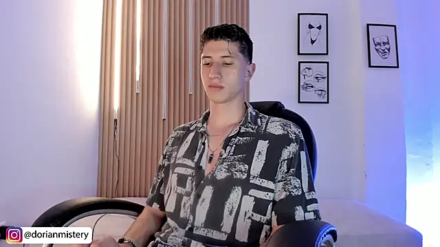 Dorianmistery2322_ webcam