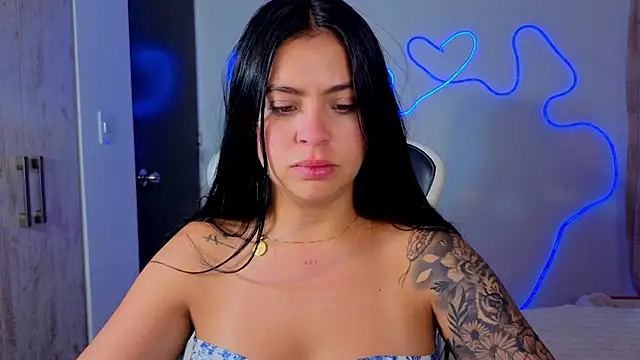 Victoryyy_ webcam