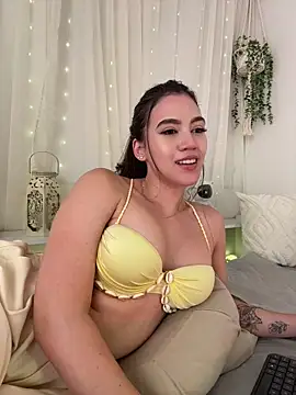 Amelia_Rouse webcam