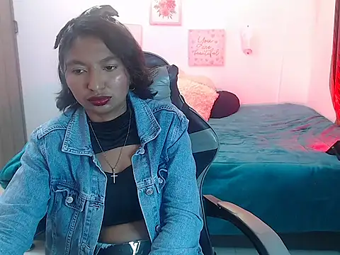 Samanta_777 webcam