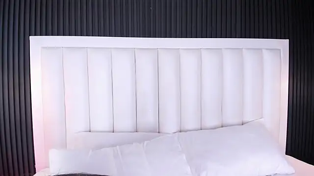 LucieMillerr webcam