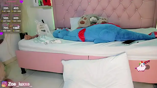 Zoe_Luxxe_ webcam