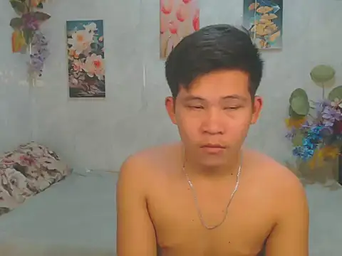 ur_bigcockeziekiel webcam