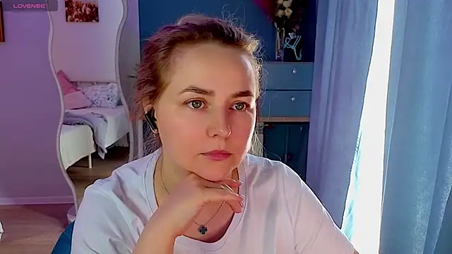 Mira_Mermayd webcam