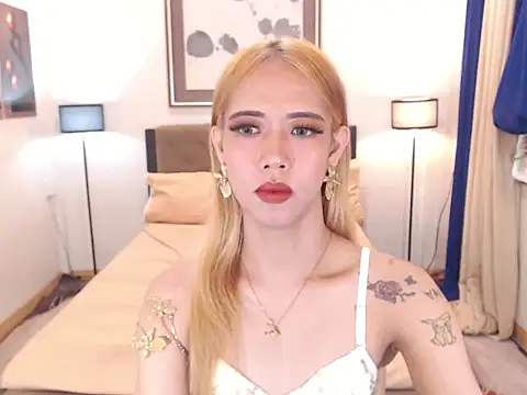 PreciousAmore webcam