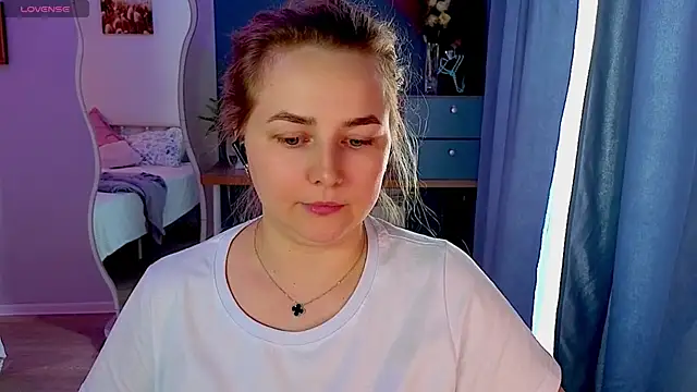 Mira_Mermayd webcam