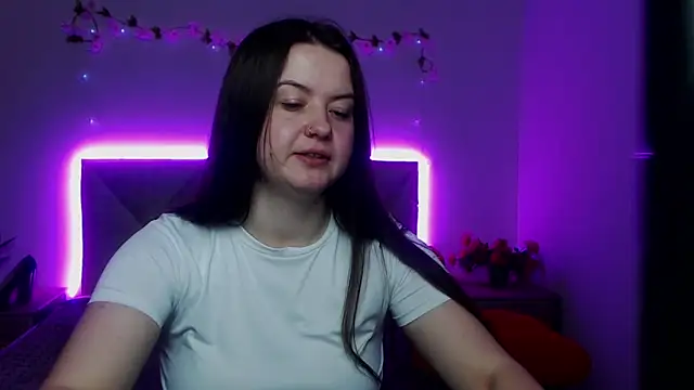 MavkaCute webcam