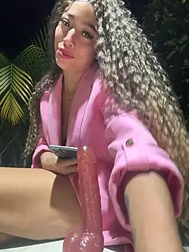 roxyrougee webcam