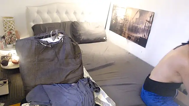 NinaDOM4CUM webcam