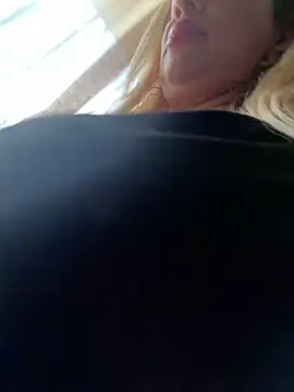 TheeaBlanco webcam