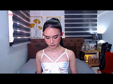 JuicyCockThea webcam