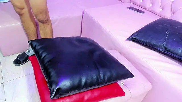 miacam-hot webcam