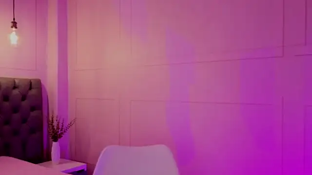 luna_hot_ass webcam