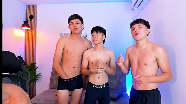 kings_boysW webcam