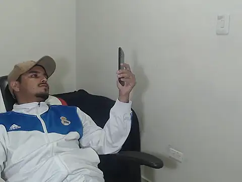 kylian_07 webcam