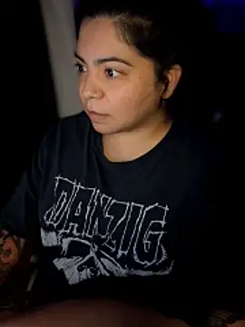 kimmiakiss22 webcam
