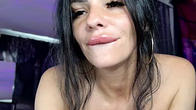 Elle_Vie webcam