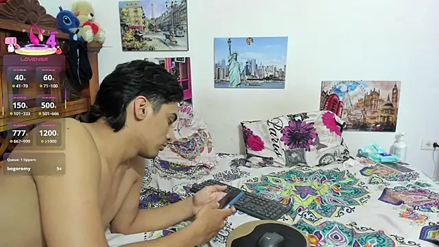 Roxana_Tony webcam
