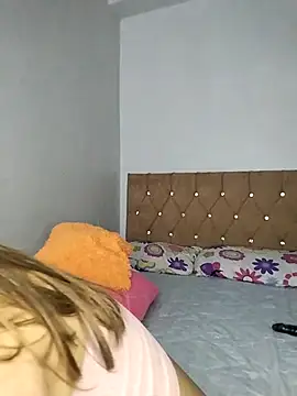 Nahomy_cm