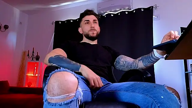 MightyAaron66 webcam