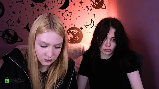 playful_sophie webcam