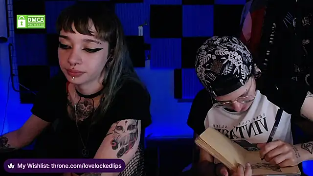 lovelockedlips webcam