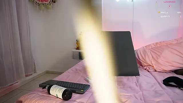Missara_ webcam
