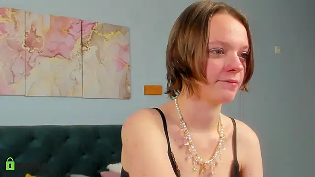 Olivia_Riesz webcam