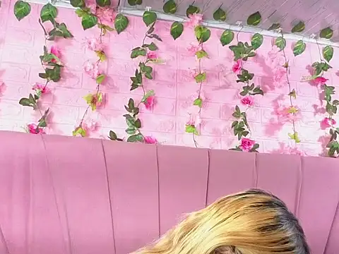 Dakota_Angell_ webcam