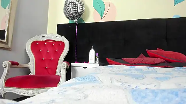 Alondra_zaaens webcam