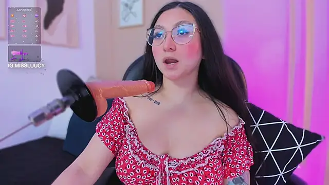 lucy_neil webcam