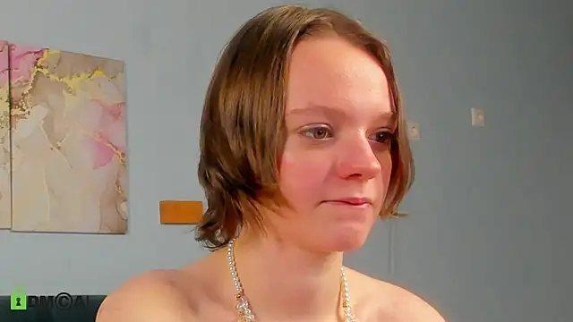 Olivia_Riesz webcam