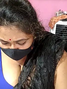 Webcam Model (hotbhabhi011) is live