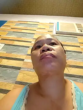 squirtshantal webcam
