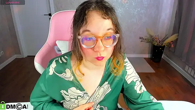 Aleks-caster webcam