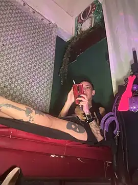 Magdadom333 webcam