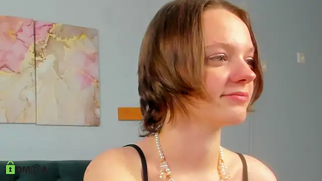 Olivia_Riesz webcam