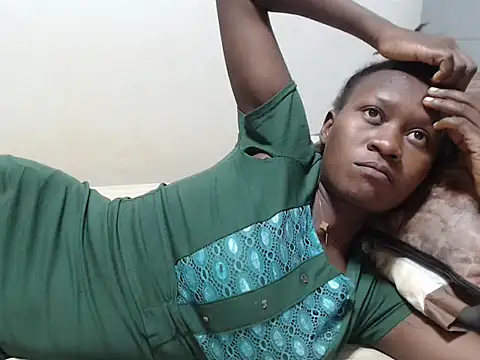 CandyLovesU2 webcam