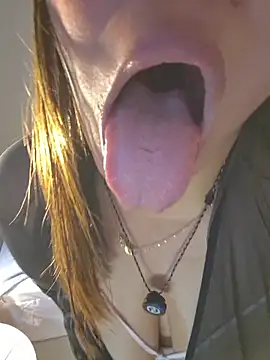  Paulette-squirt chat room