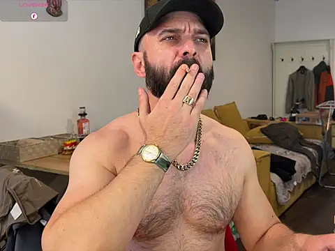 GipsyKingRo live sex cam