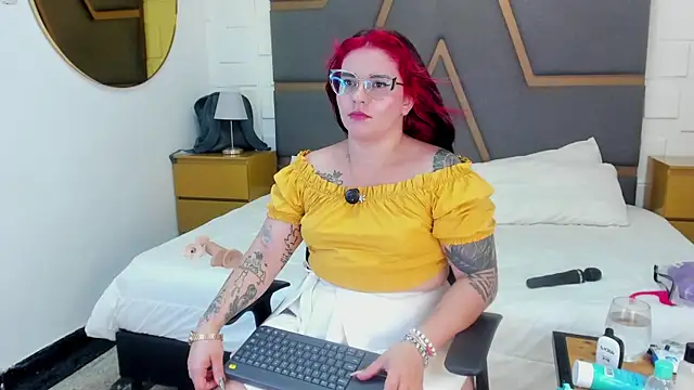 juana_valkiria webcam