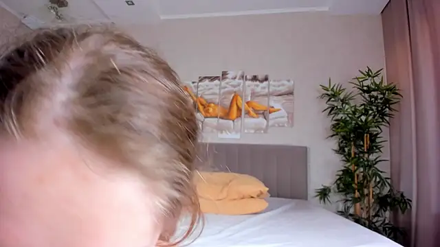 Camilla_Kelly webcam
