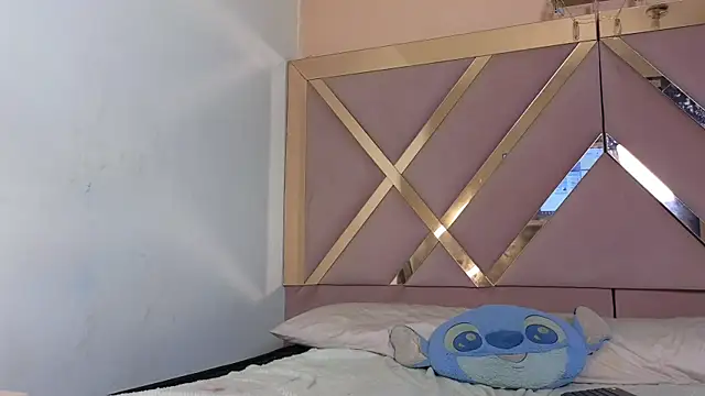 Sophia_moo_ webcam
