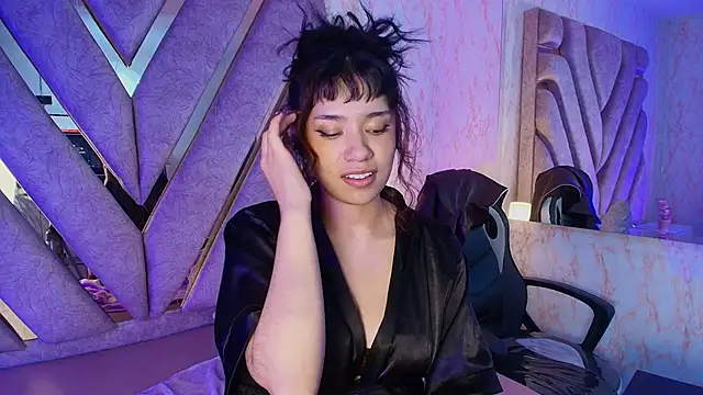 redd_pandaa - Redd_pandaa's free webcam