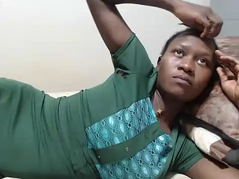 CandyLovesU2 webcam