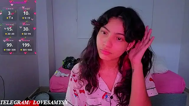 Lovelyamyy webcam