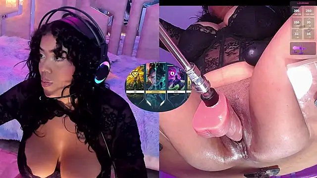 NinaCapelli webcam