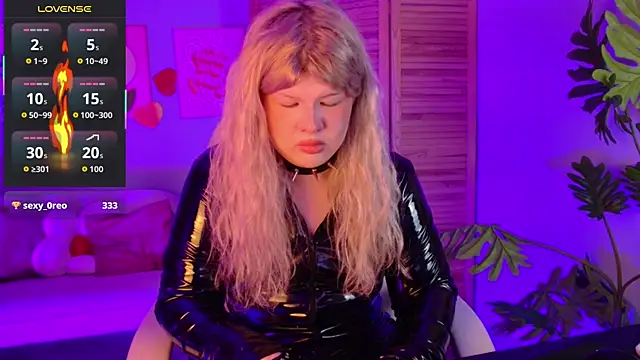 LilithNlsn webcam